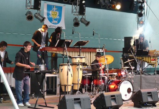 stodska-pout-2009-marimba-club-2