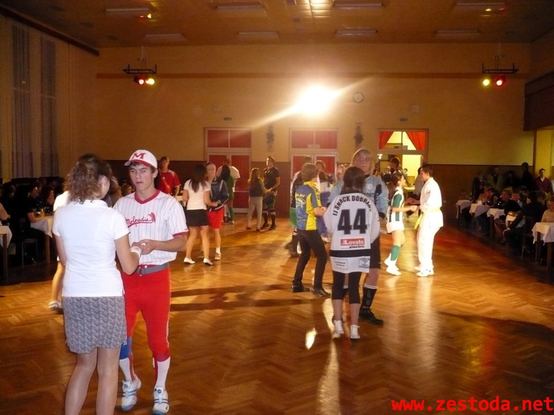 tanecni-stod-2010-prvni-prodlouzena-08.jpg
