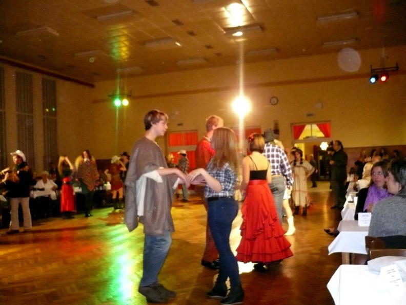 tanecni-stod-2012-prvni-prodlouzena-12.jpg