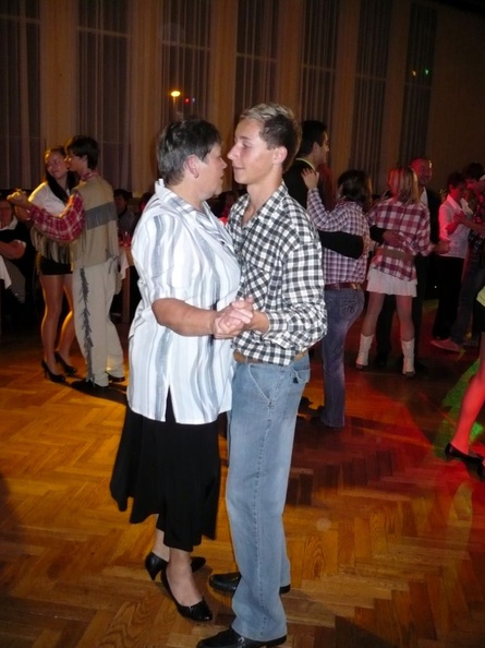 tanecni-stod-2012-prvni-prodlouzena-77
