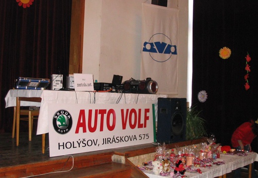 Čtvrtý májový polibek - display this album Čtvrtý májový polibek