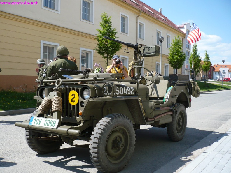 americka-vojenska-auta-08