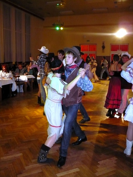 tanecni-stod-2012-prvni-prodlouzena-10.jpg